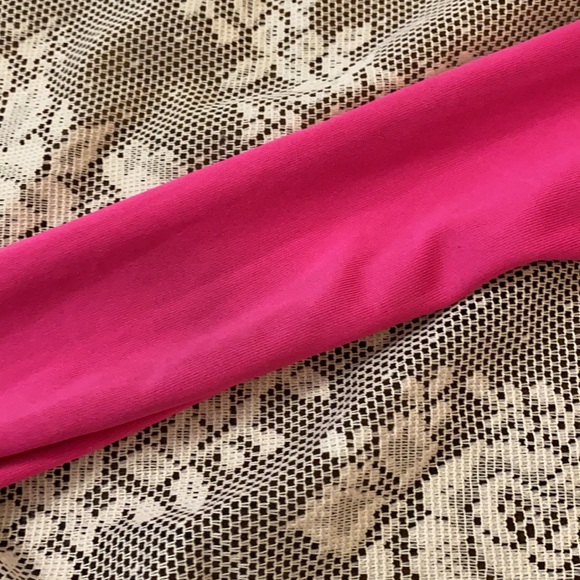 ROXY RASHGUARD MAGENTA PINK WHOLE HEARTED SWIM TOP SIZE SMALL UPF 50 SURF - Picture 7 of 12